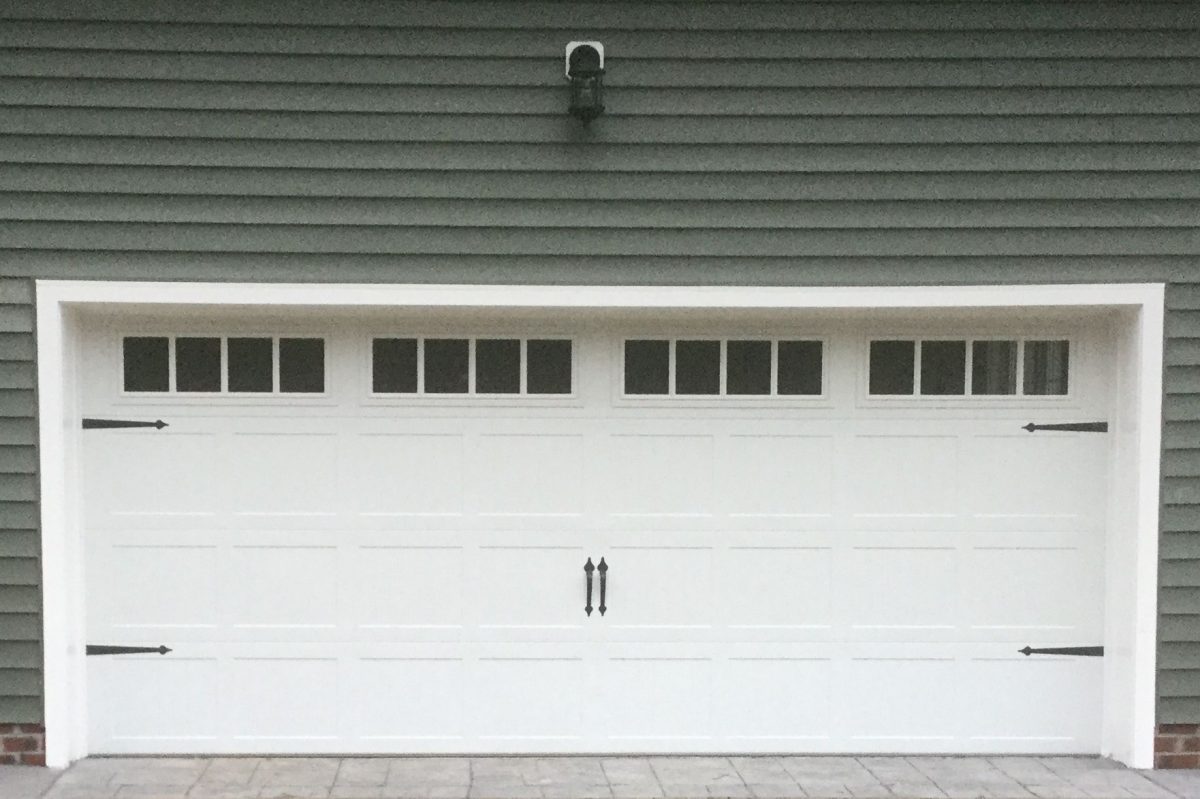 8 Garage Doors To Make Your Garage Look Stunning | Storables