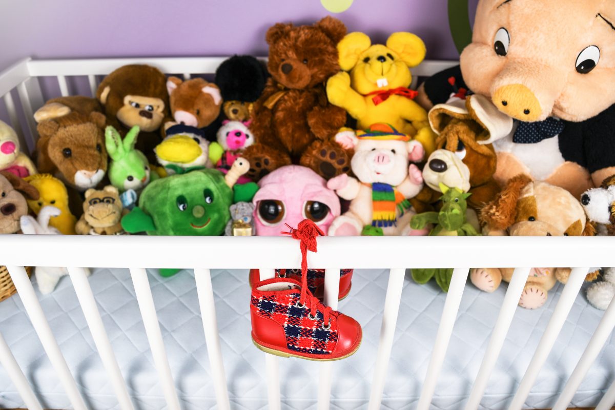 10 Best Stuffed Animal Storage Solutions To Declutter The Mess | Storables