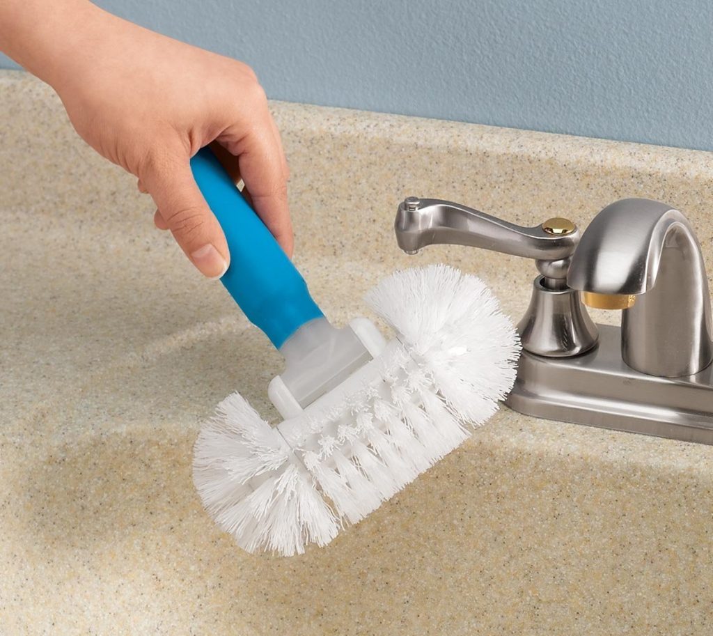Clean your bathroom with ease without damaging sensitive surfaces