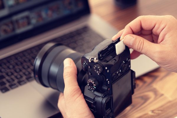 10 Best Camera Memory Card Brands To Go For