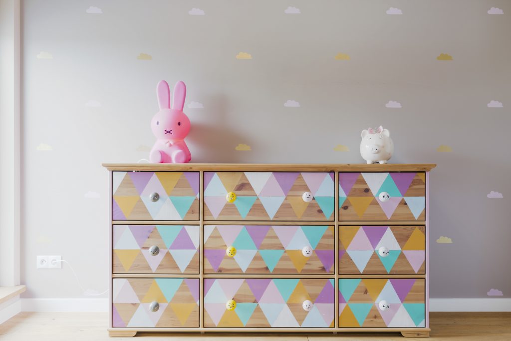 DIY colorful commode in pastel girl room