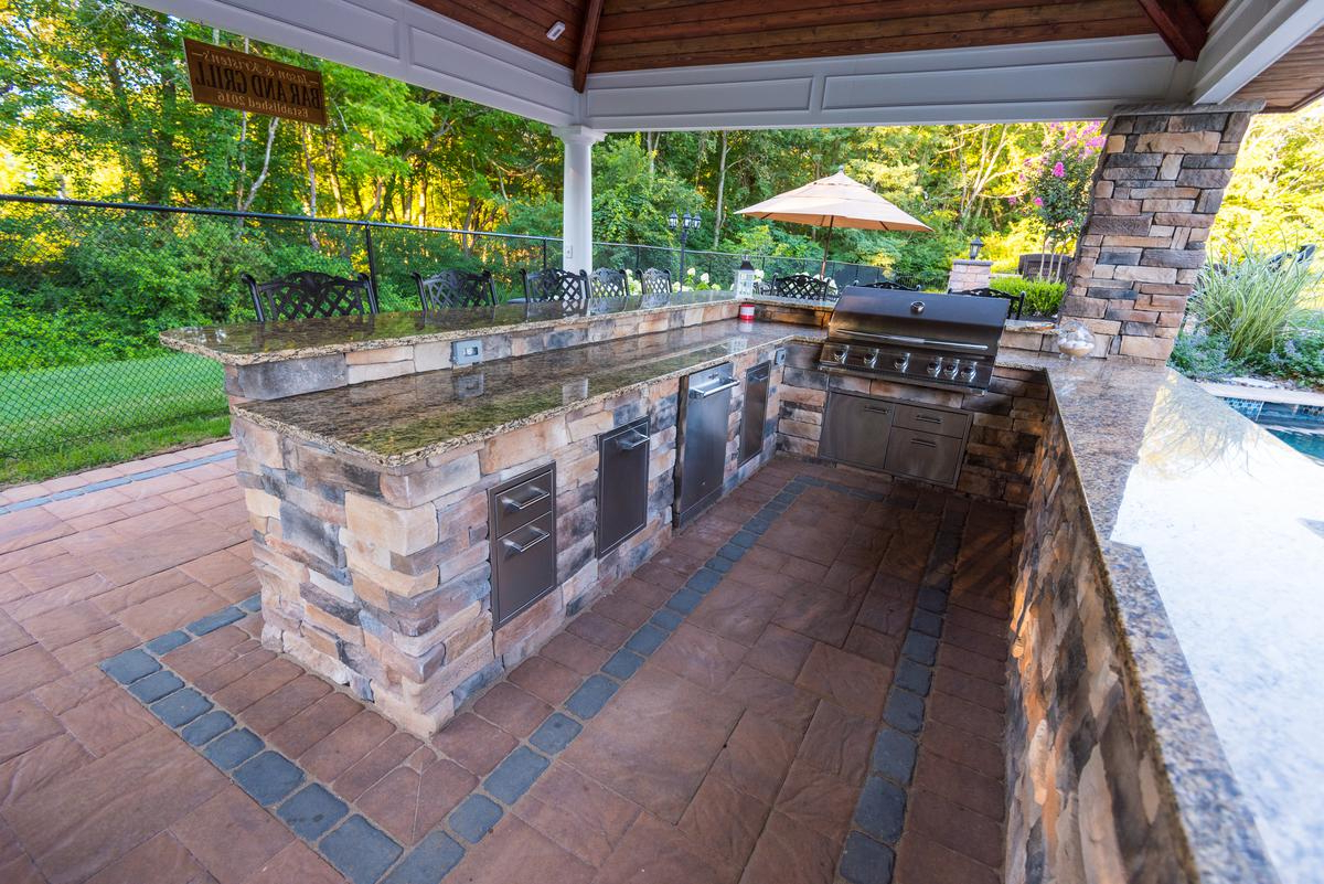 5 Best Ideas To Make Your Outdoor Kitchen Stunning | Storables