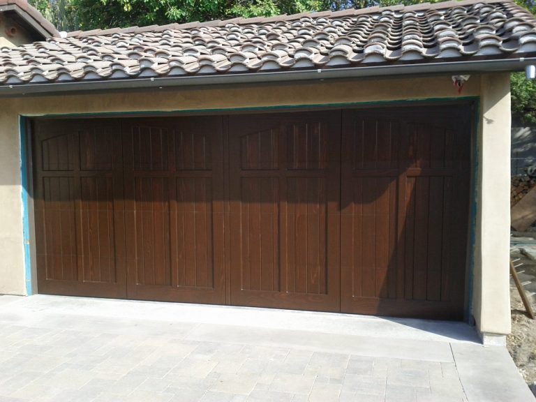 How To Paint A Garage Door 12 Easy Steps Storables