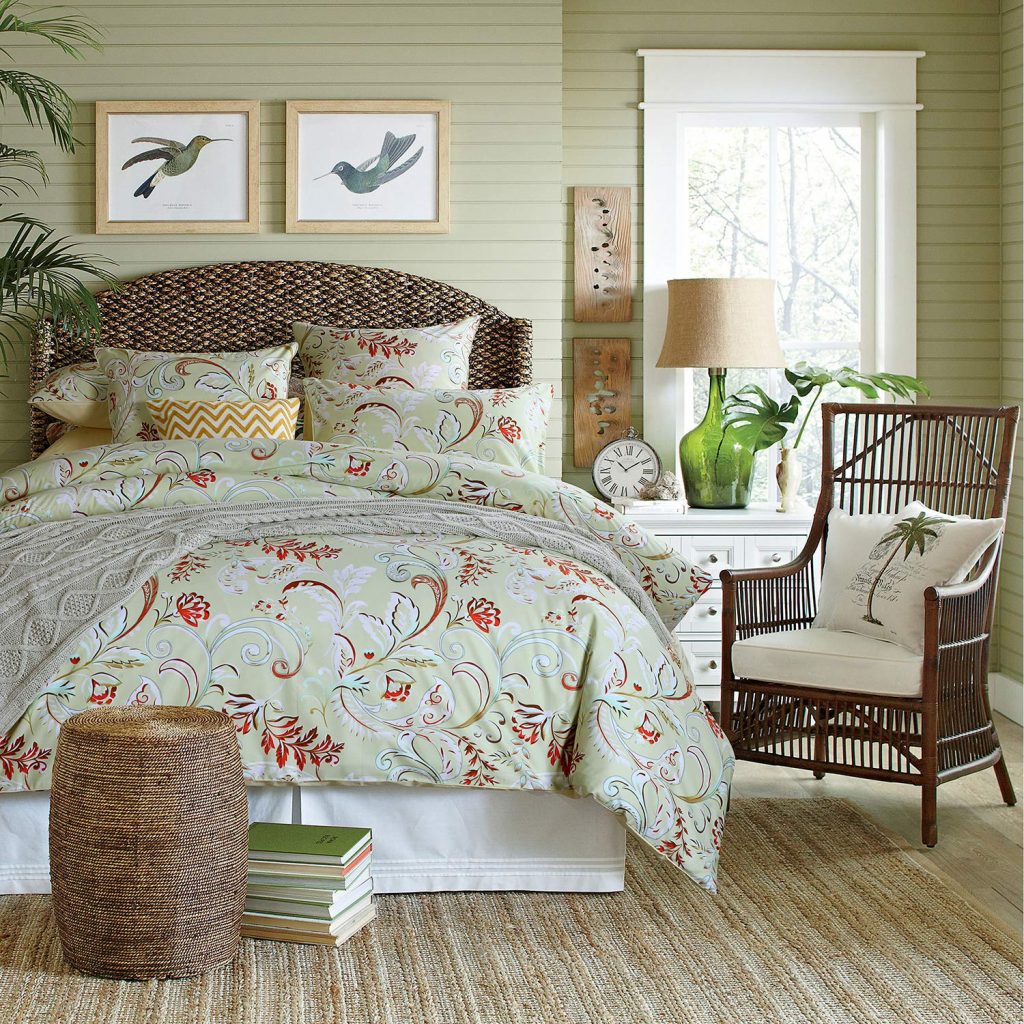 flowery bedsheets