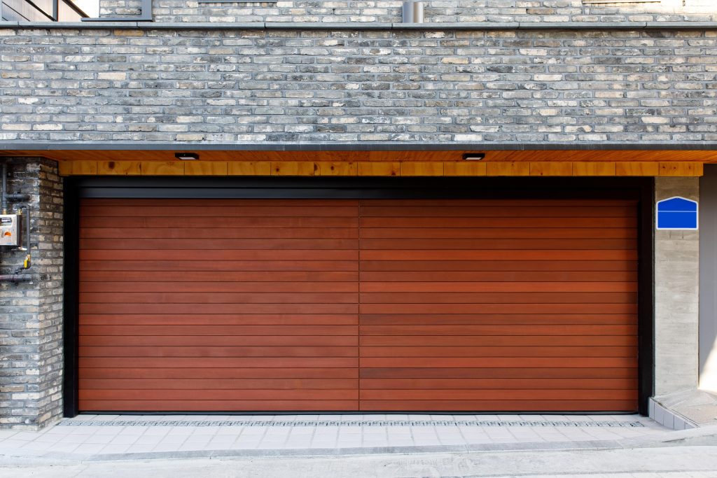 The luxurious automatic doors of the garage