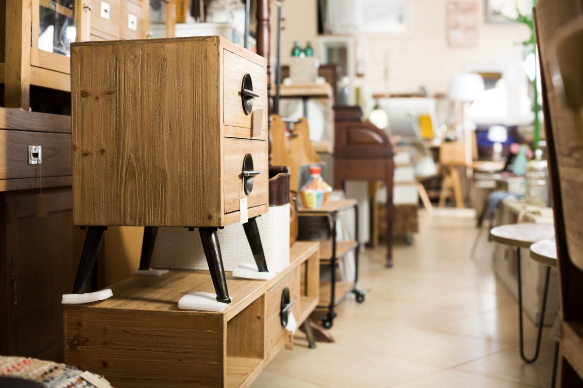 15 Best Furniture Thrift Stores Buying Tips To Know Storables