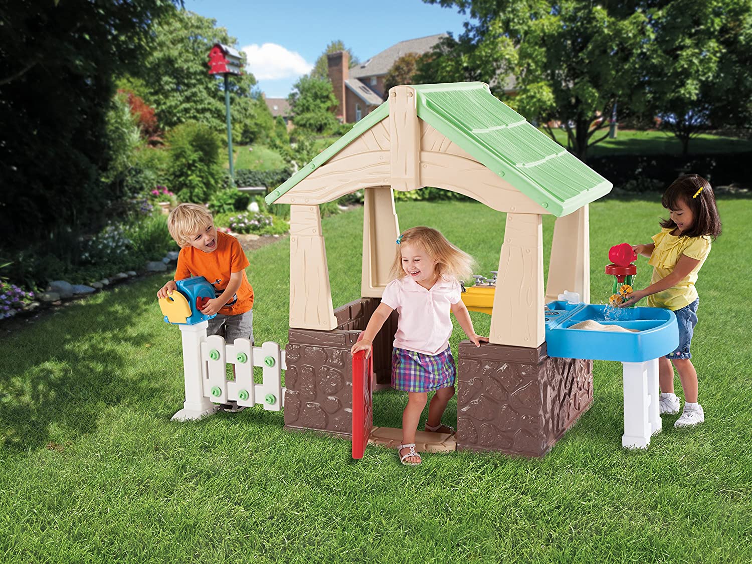Little Tikes’ Deluxe Home and Garden Playhouse