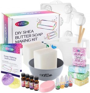 Melt and pour soup making kit with 4 fragrances included