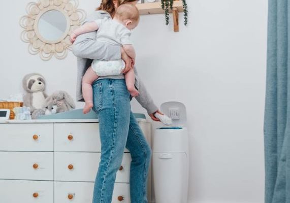 8 Best Diaper Pails For A Better Way Of Cleaning Baby’s Bums