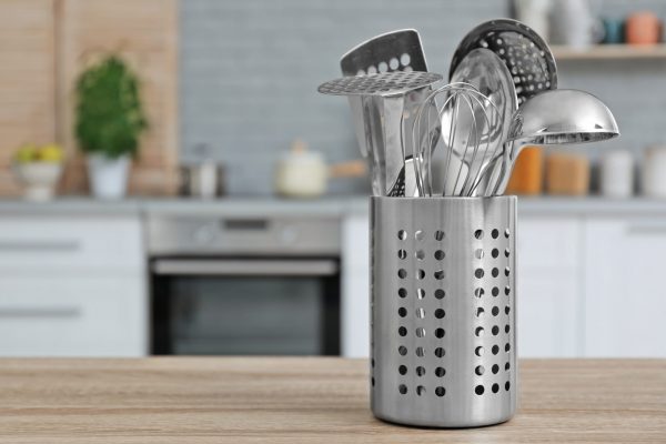 14 Utensil Holders to Display Your Classy Cutlery