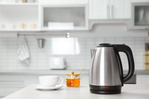 10 Best Cordless Electric Kettle Picks For Your Kitchen Pantry