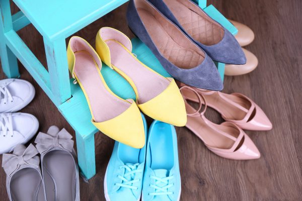 8 Best Rotating Shoe Racks To Pick The Best Pair With Ease