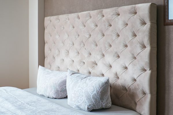 Best Headboards For Every Style Of Home, Best Headboard For Queen Bed
