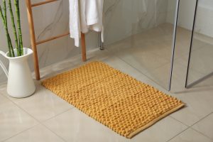 Best Non-Slip Bath Mats and Rugs to Improve Bathroom Safety