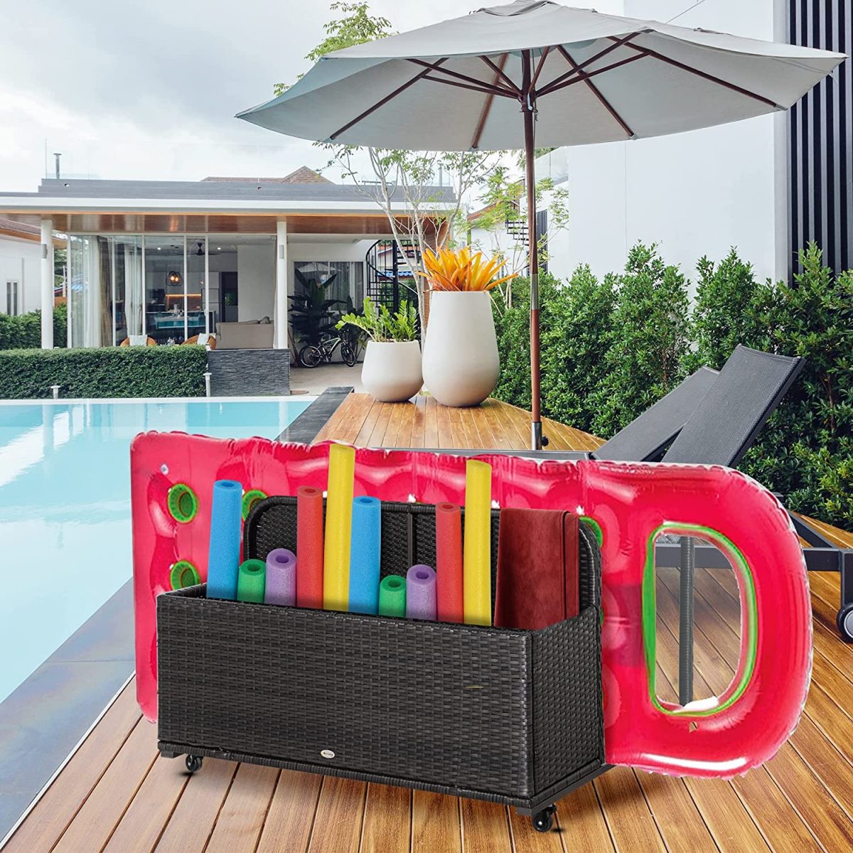 11 Pool Float Storage To Keep Them Organized | Storables