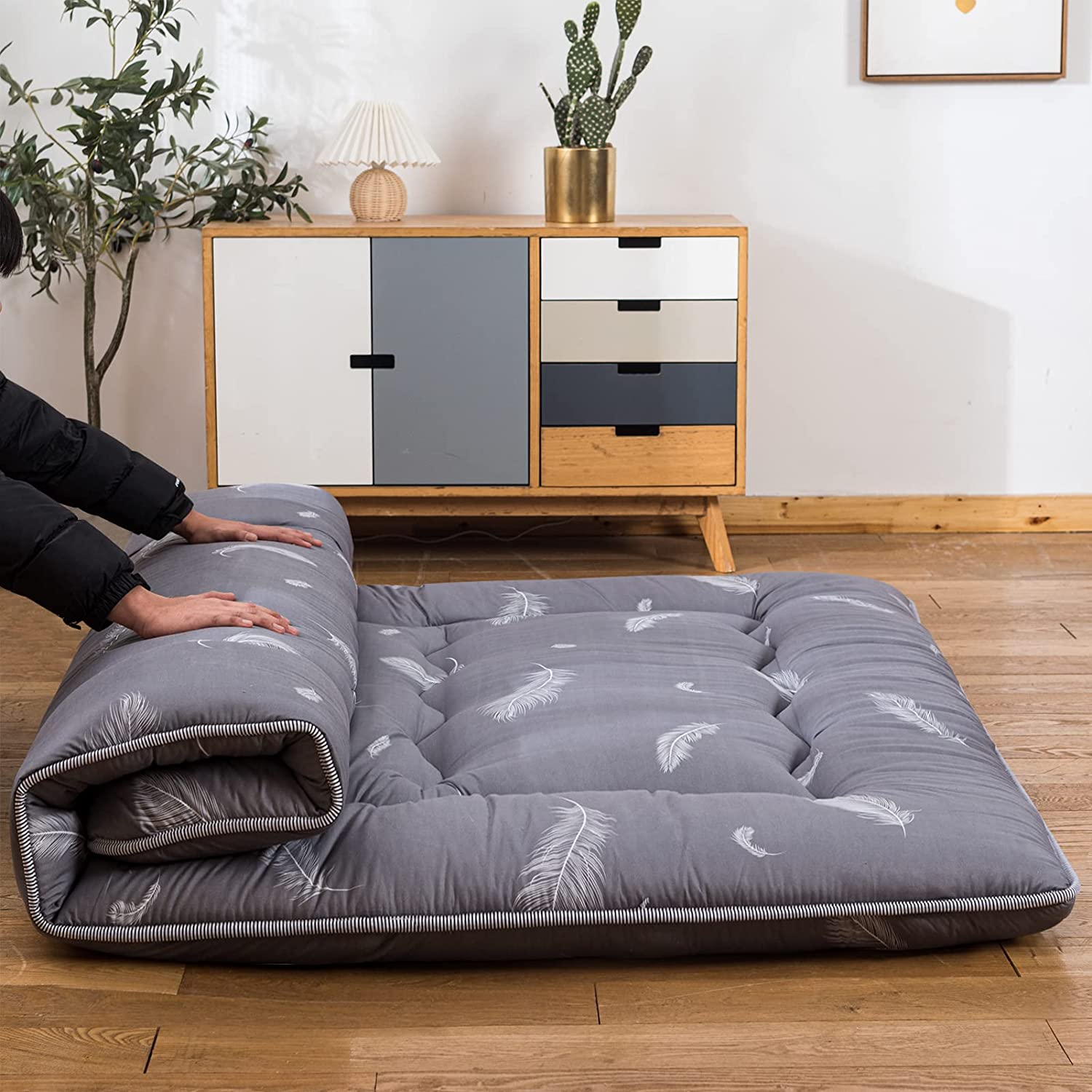 Buying Your First Japanese Floor Mattress A Beginner's Guide Storables