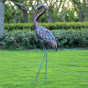 Crane sculpture for backyard pond