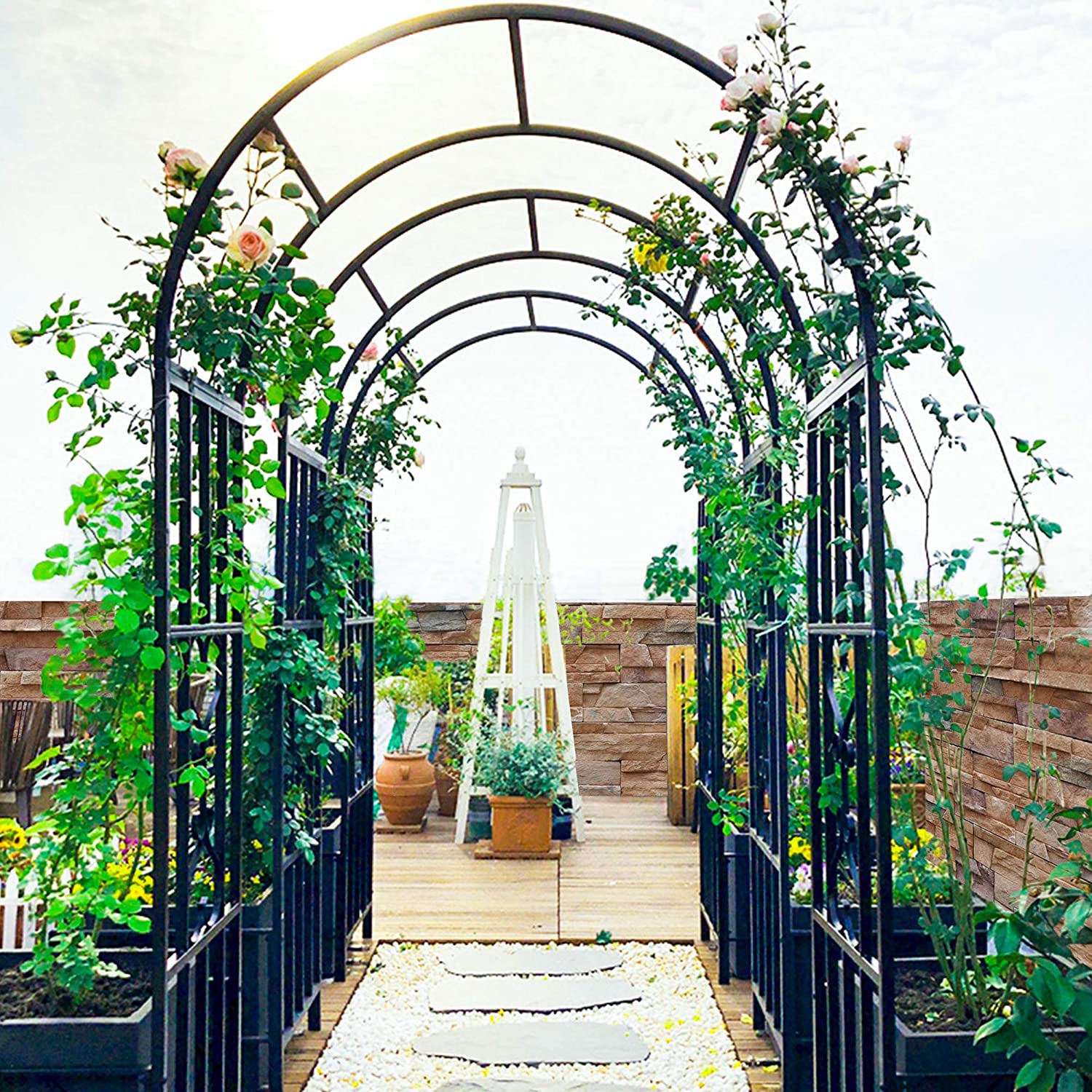 6. LZRS Decorative Outdoor Metal Garden Arch