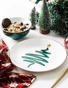 Best Christmas Salad Plates For Your Holiday Table Setting