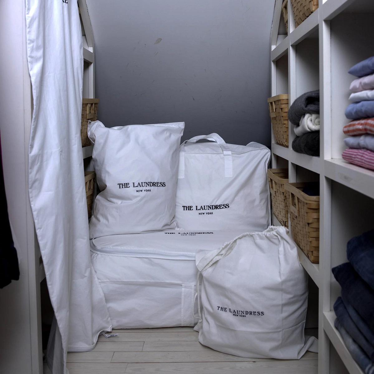 Effective Tips on How to Keep Clothes Fresh in Storage
