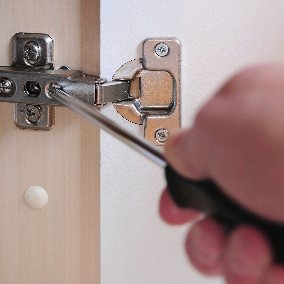 How To Install Hinges On Cabinet Doors
