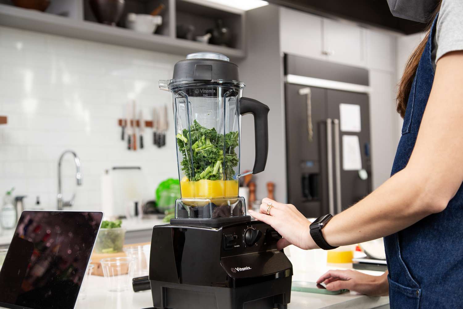 How the Vitamix Stainless Steel Container Became a Flex for