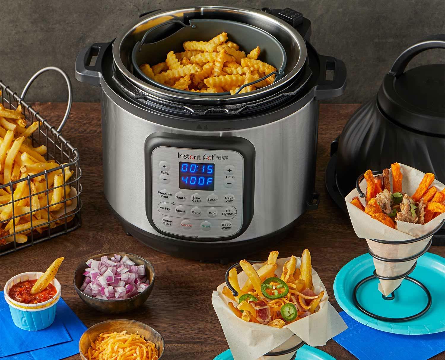 Instant Pot Vortex Plus 6-in-1 Large 6-Quart Air Fryer Oven with  Customizable Smart Cooking Programs, Non-stick and Dishwasher-Safe Basket,  Includes Free App over 1900 Recipes, Stainless Steel 