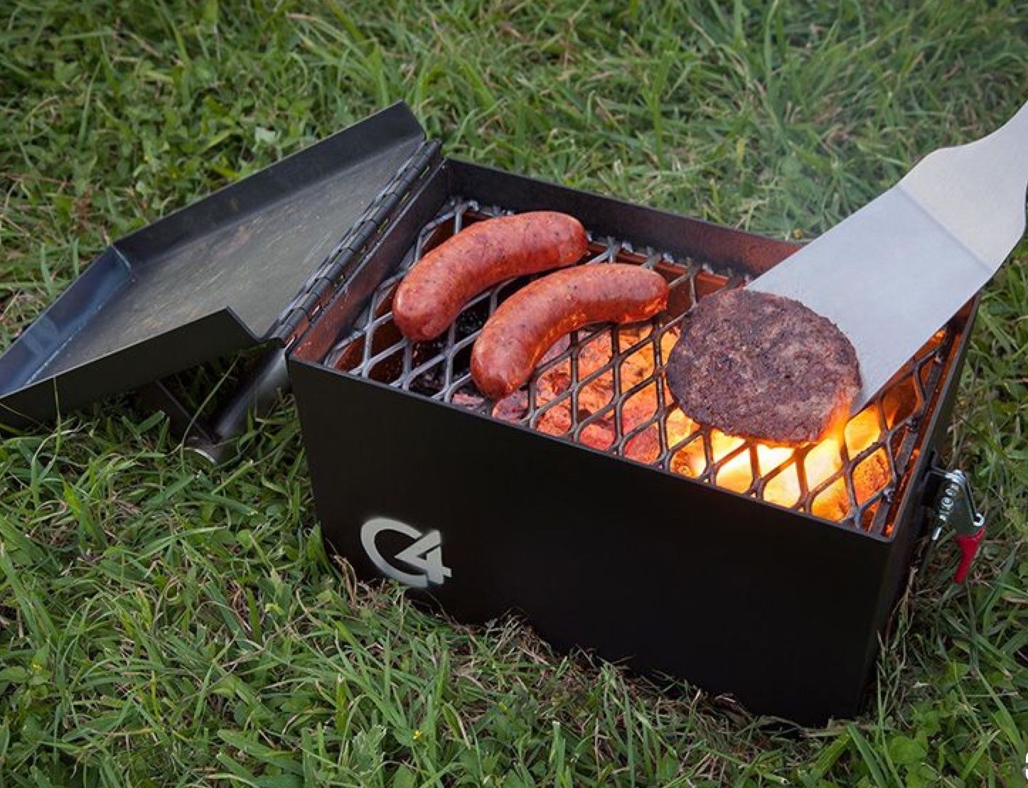 8 Best Small Charcoal Grill for 2023