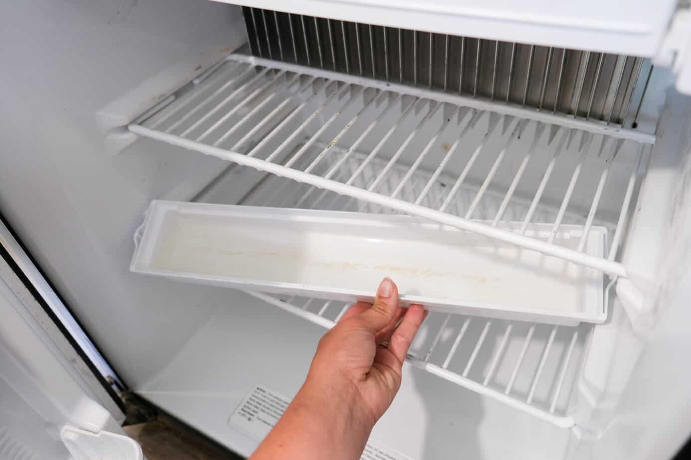 2Pcs Refrigerator Drip Catcher Tray Mini Fridge Drip Tray Protects Ice and  Water Dispenser Pan Fridge Spills Water Pad 