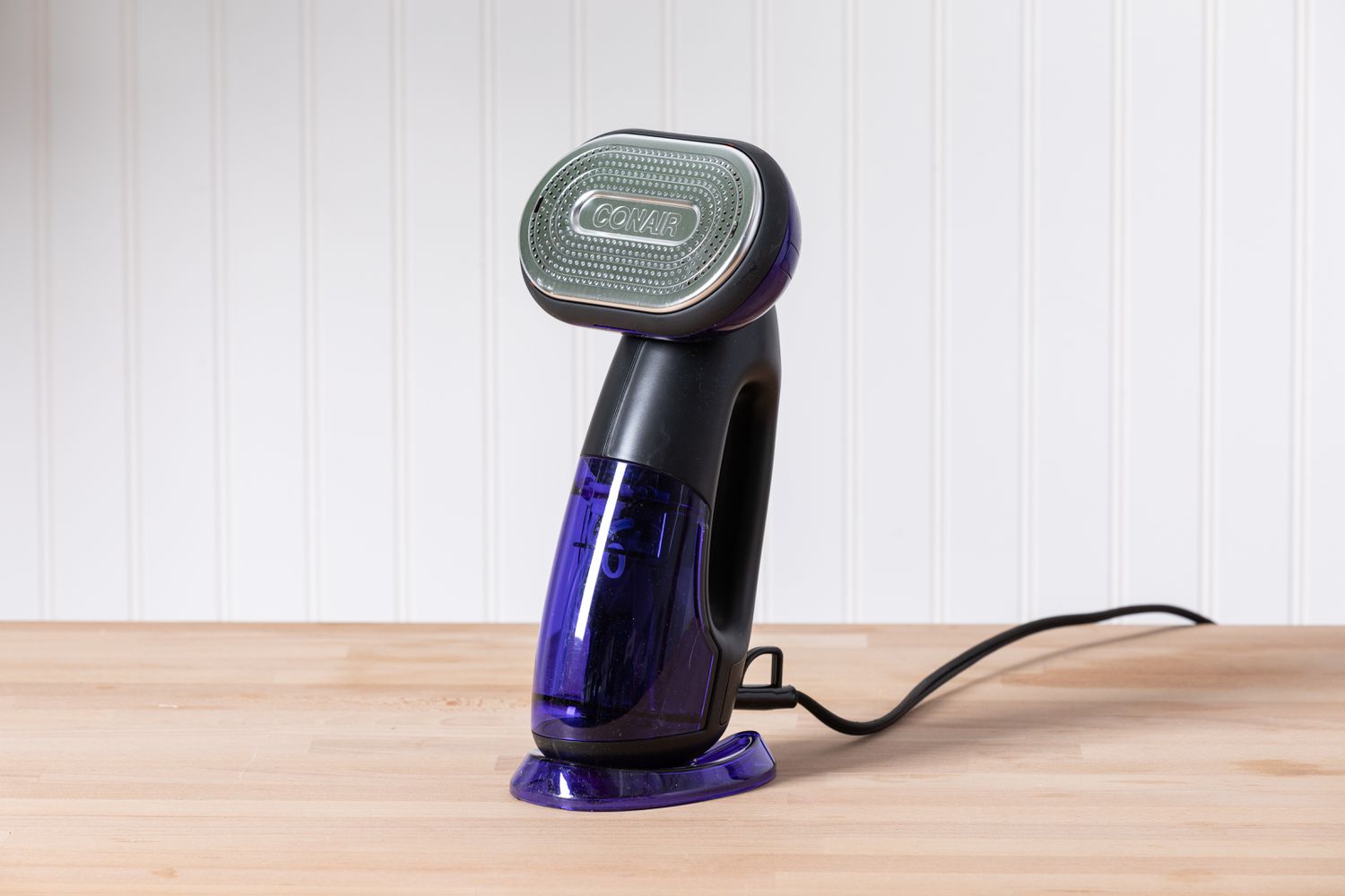 https://storables.com/wp-content/uploads/2023/07/conair-turbo-steamer-how-to-use-1690291617.jpg