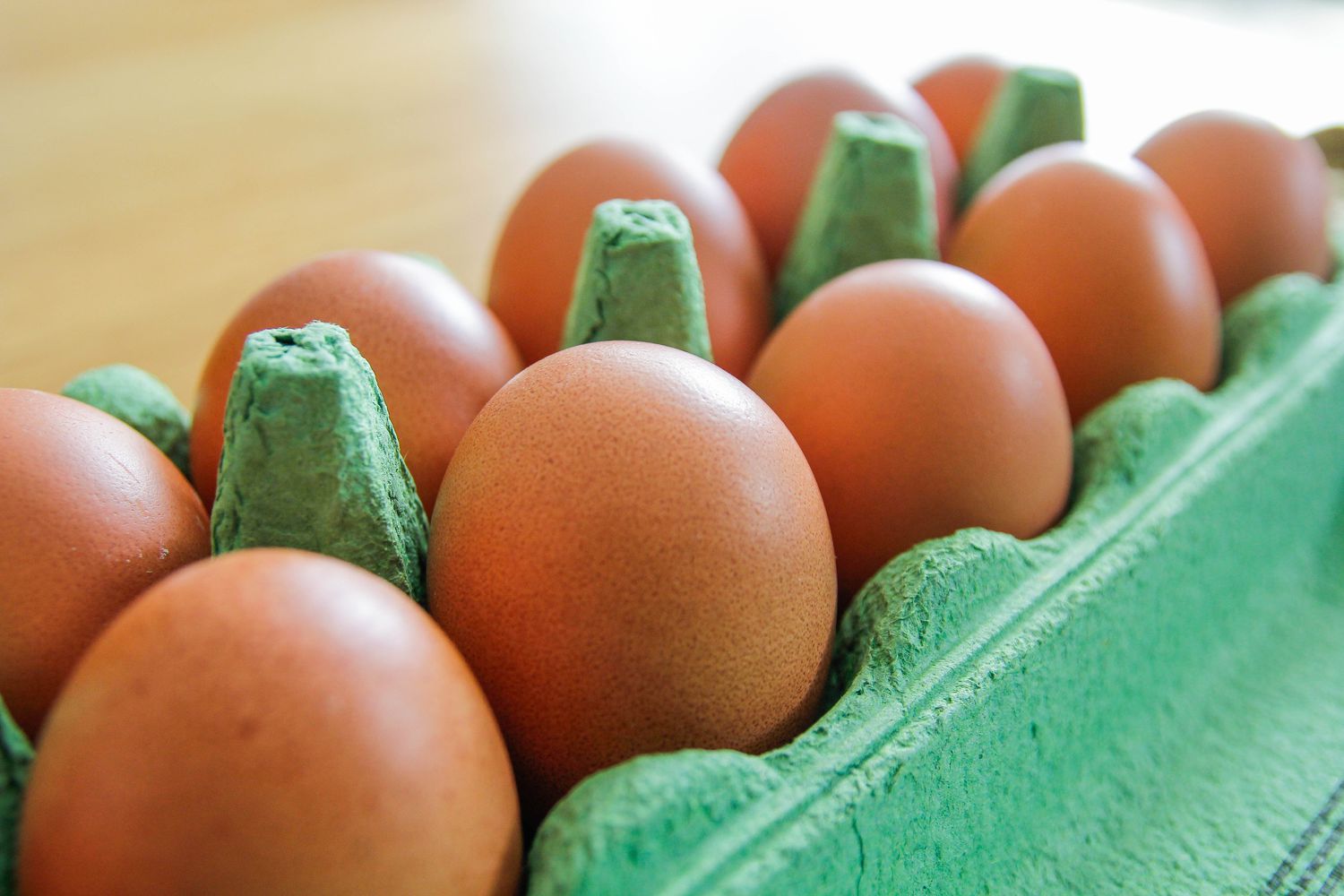 How Long Can Eggs Stay Out Of The Refrigerator