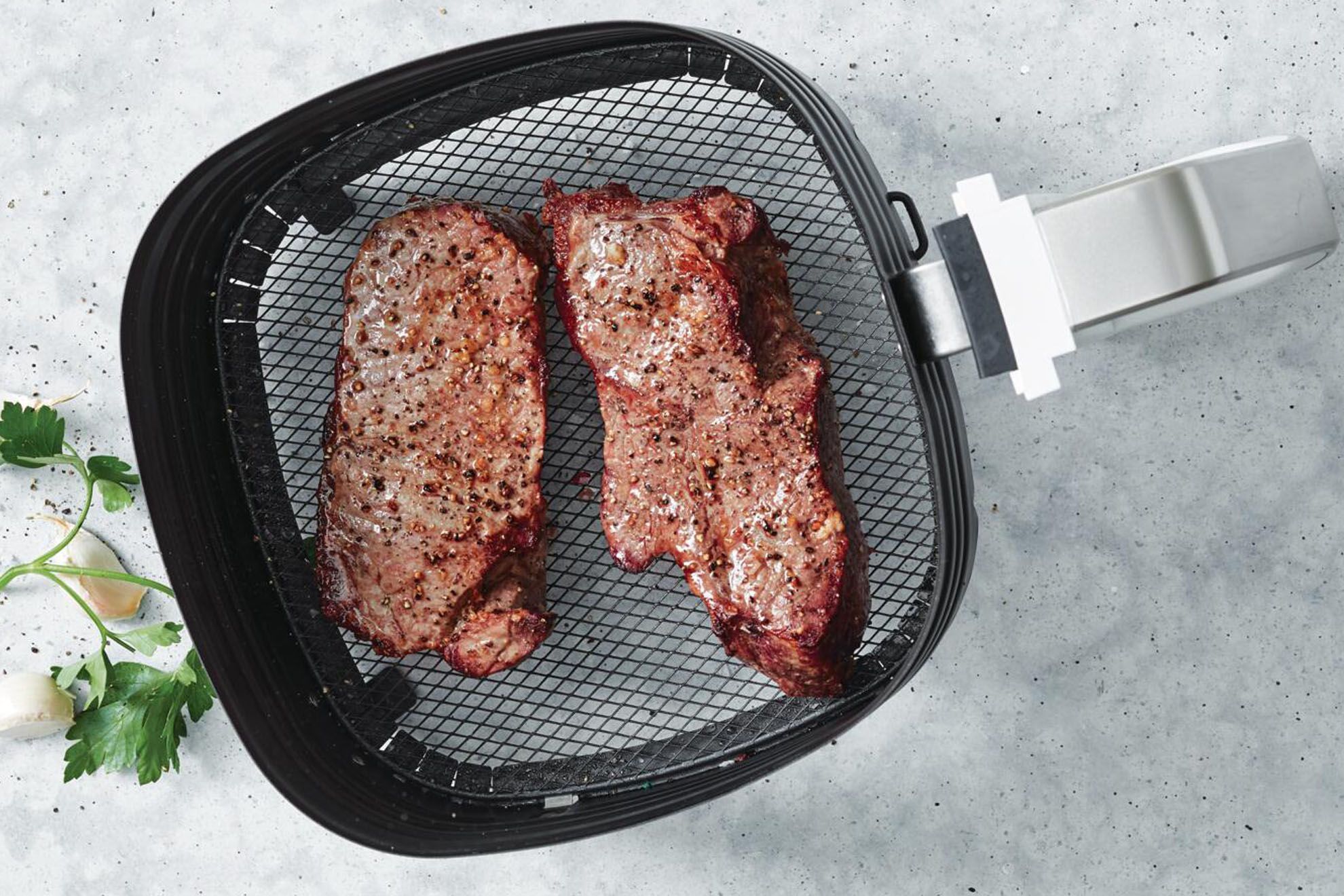 How Long Do You Cook A Steak In The Air Fryer