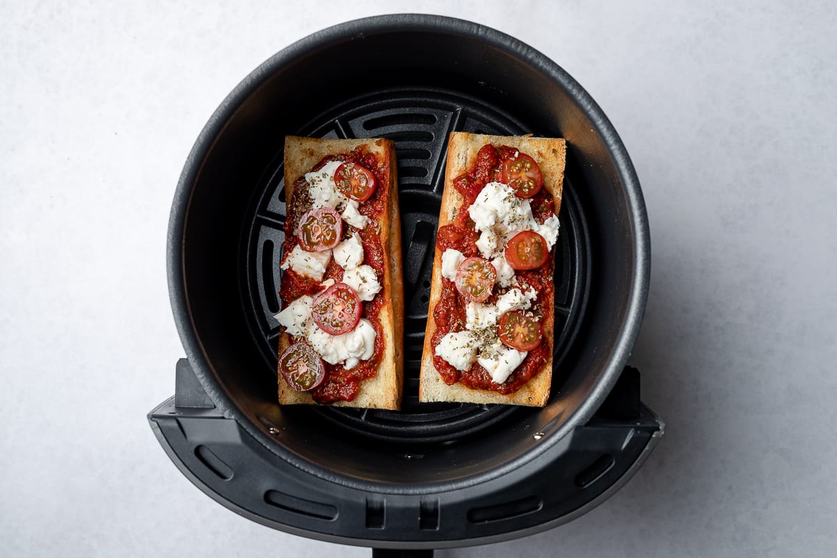 How Long To Cook French Bread Pizza In Air Fryer
