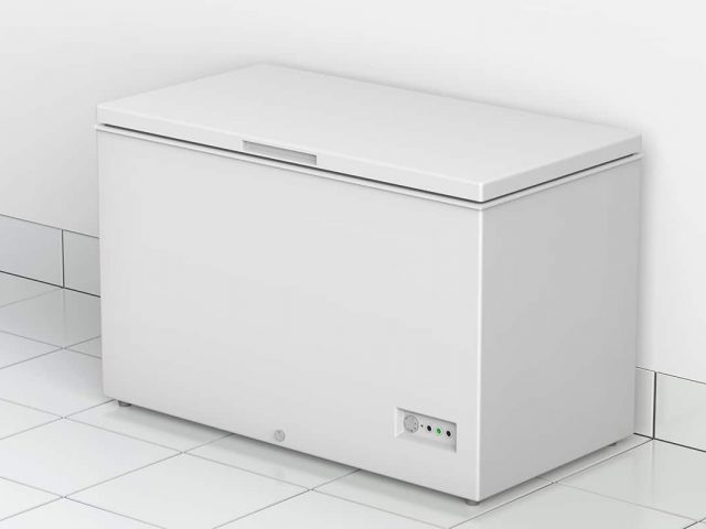 upright freezer power consumption