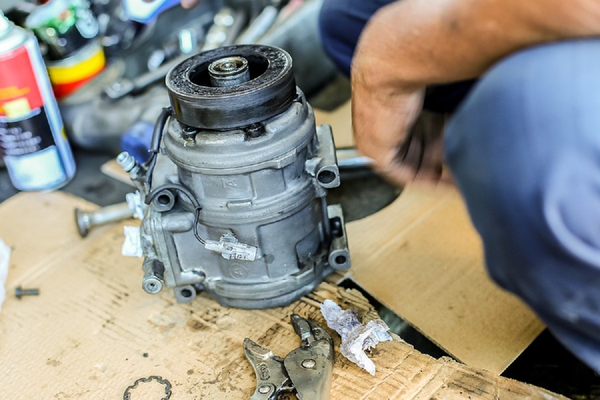 How Much Does It Cost To ReplACe AC Compressor In Car