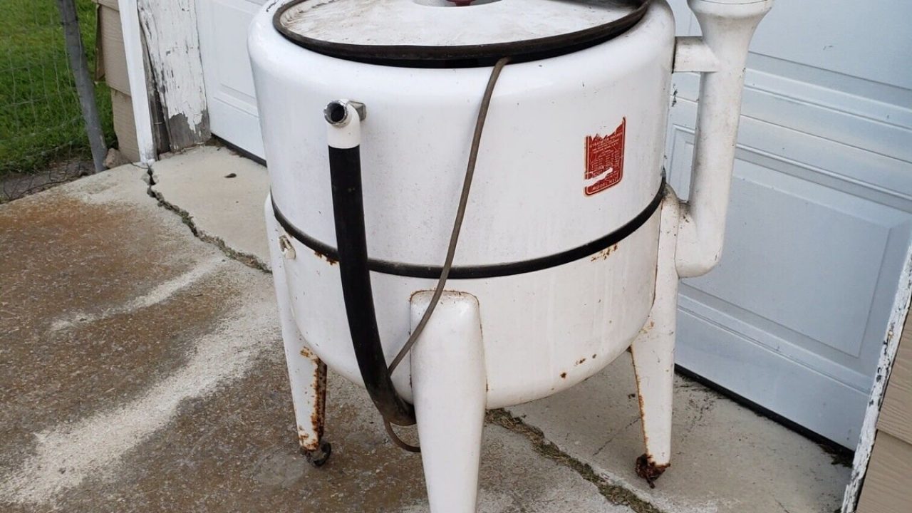 1950 wringer washing machine