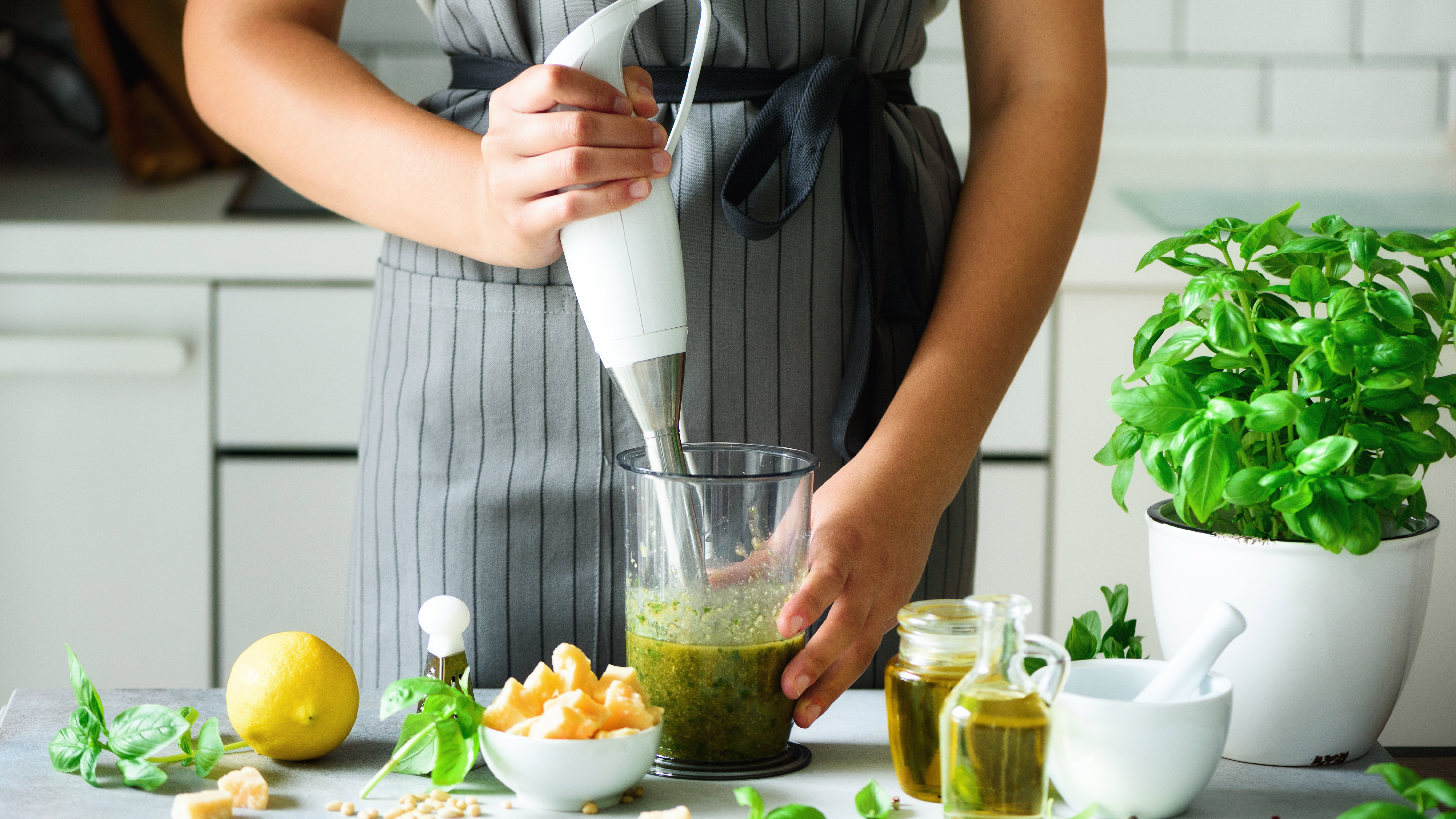 Immersion Blender Uses & Techniques