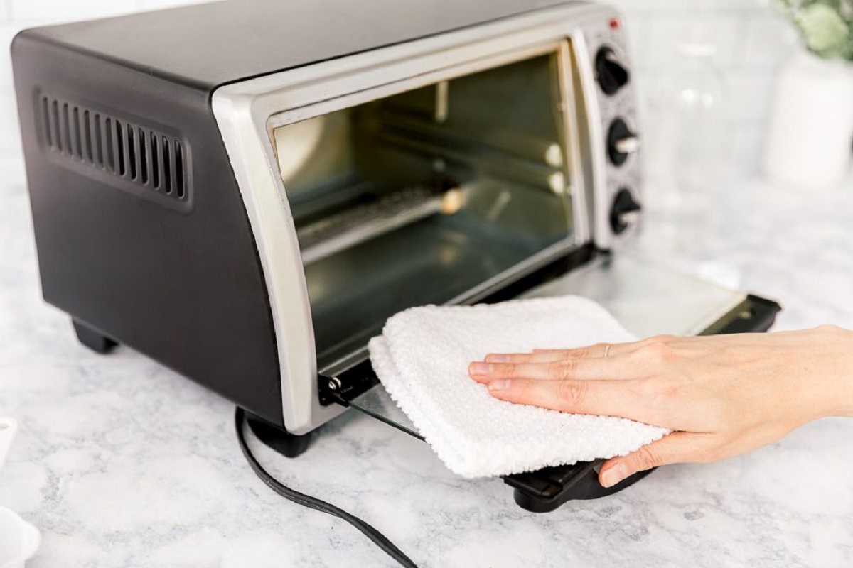How To Clean Grease Off Toaster Oven