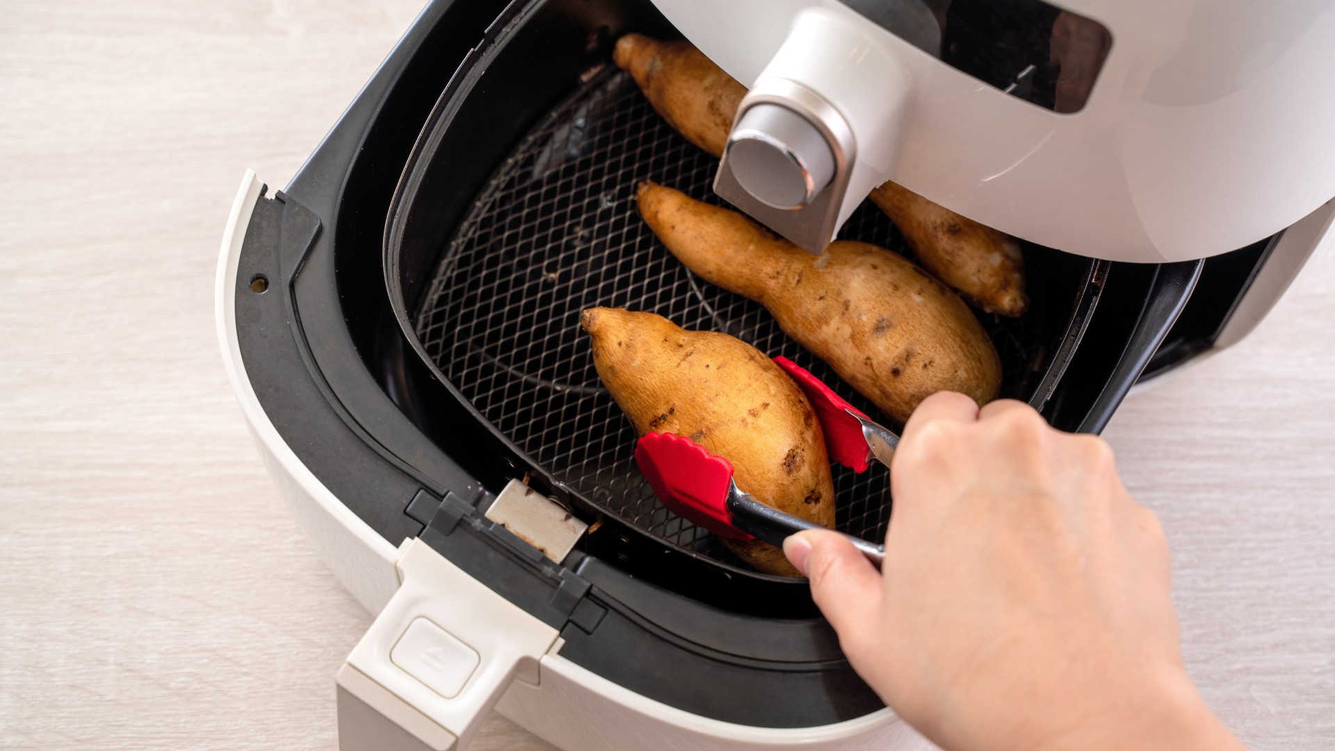 How To Cook A Sweet Potato In The Air Fryer