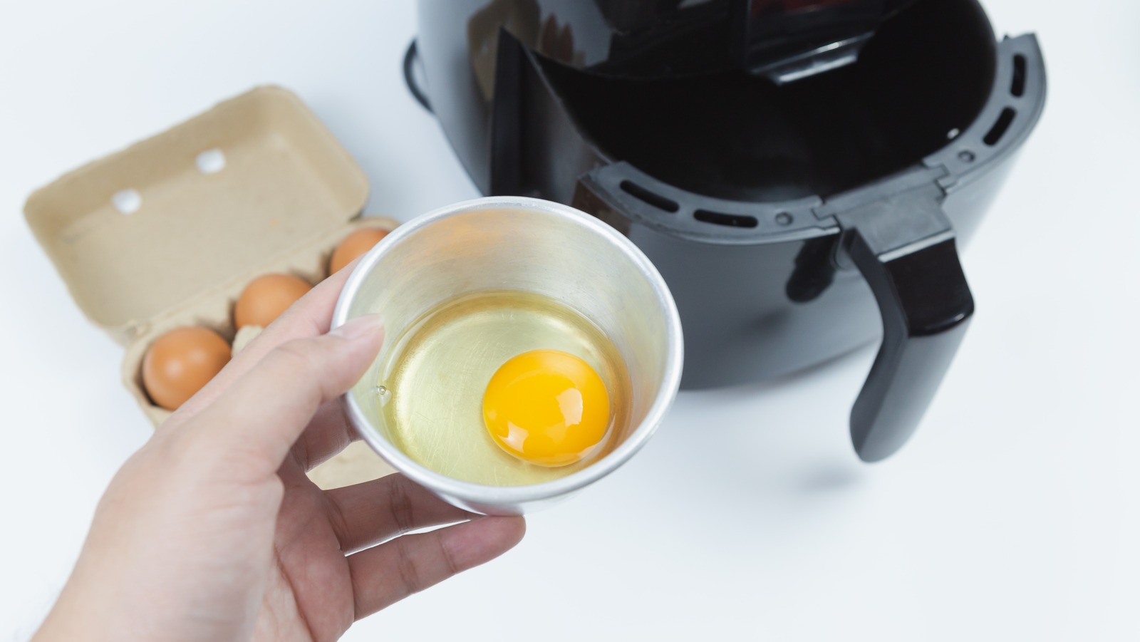 Food hacks: How to make 'perfect' eggs in the air fryer - fried, poached  and boiled