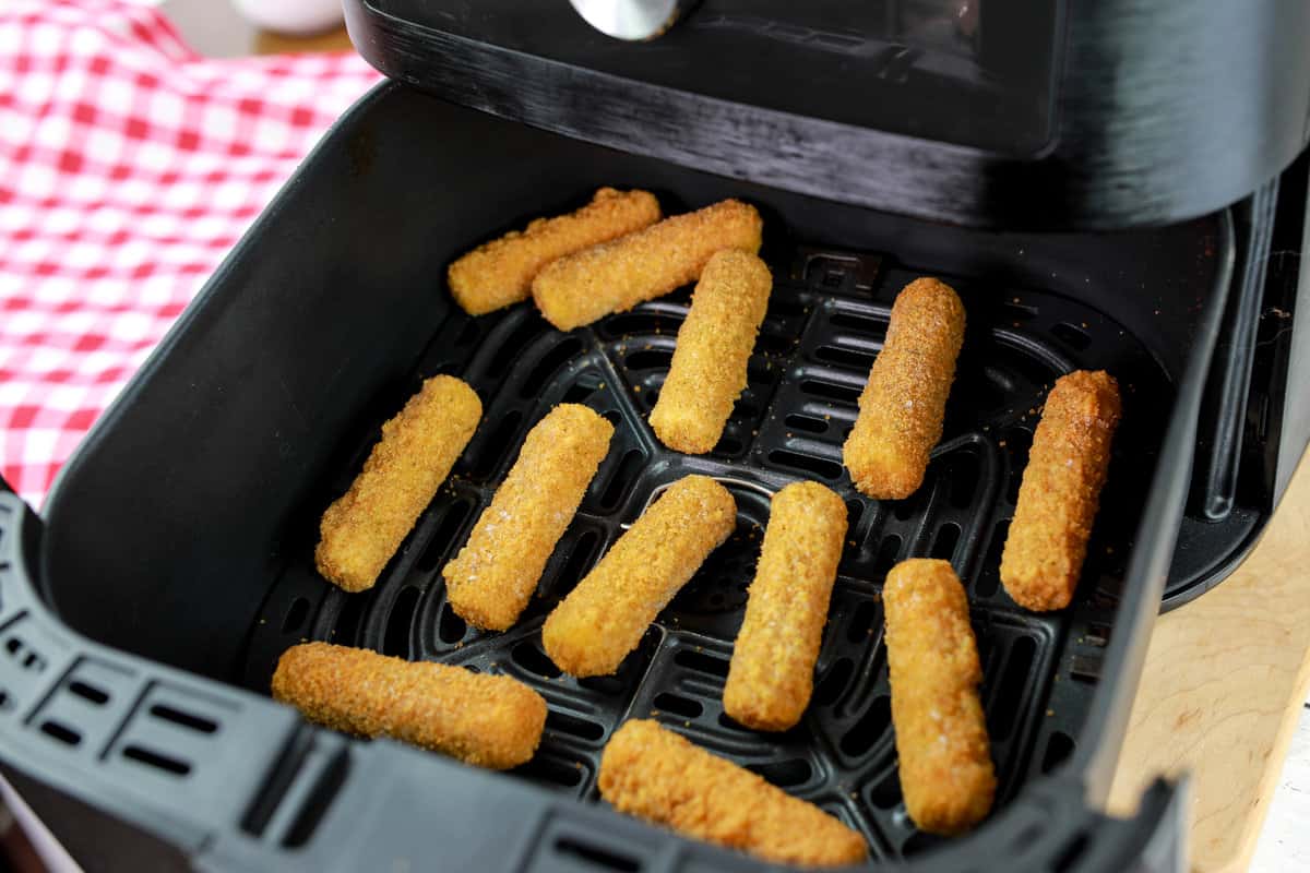 How To Cook Mozzarella Sticks In Air Fryer