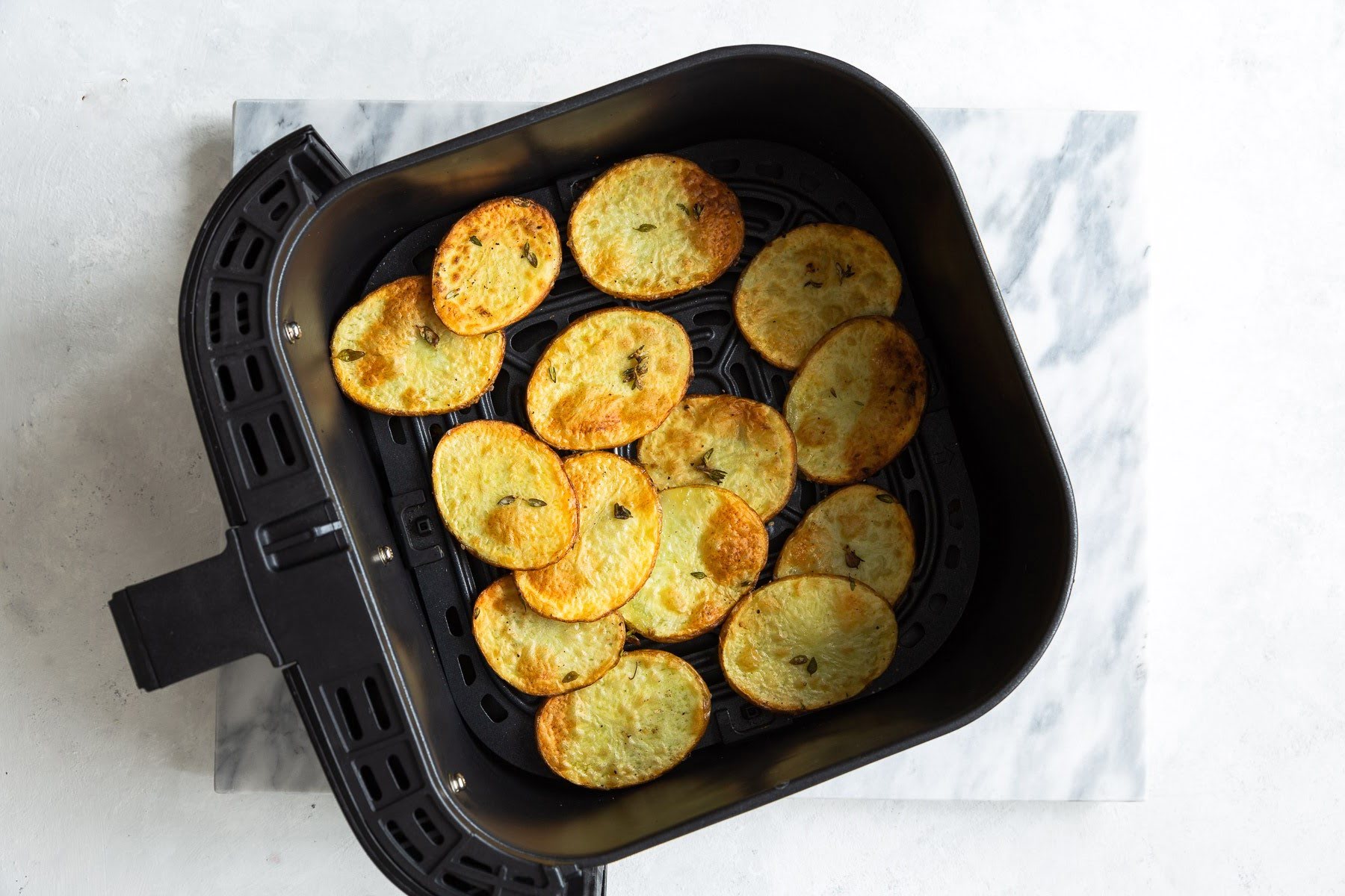 How To Cook Sliced Potatoes In Air Fryer