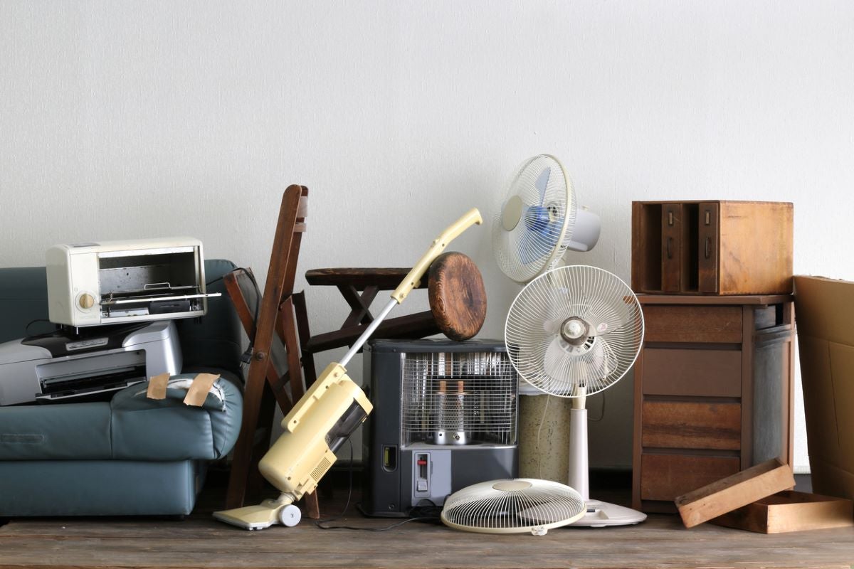 Proper Disposal Guide: How to Safely Dispose of a Broken Fan