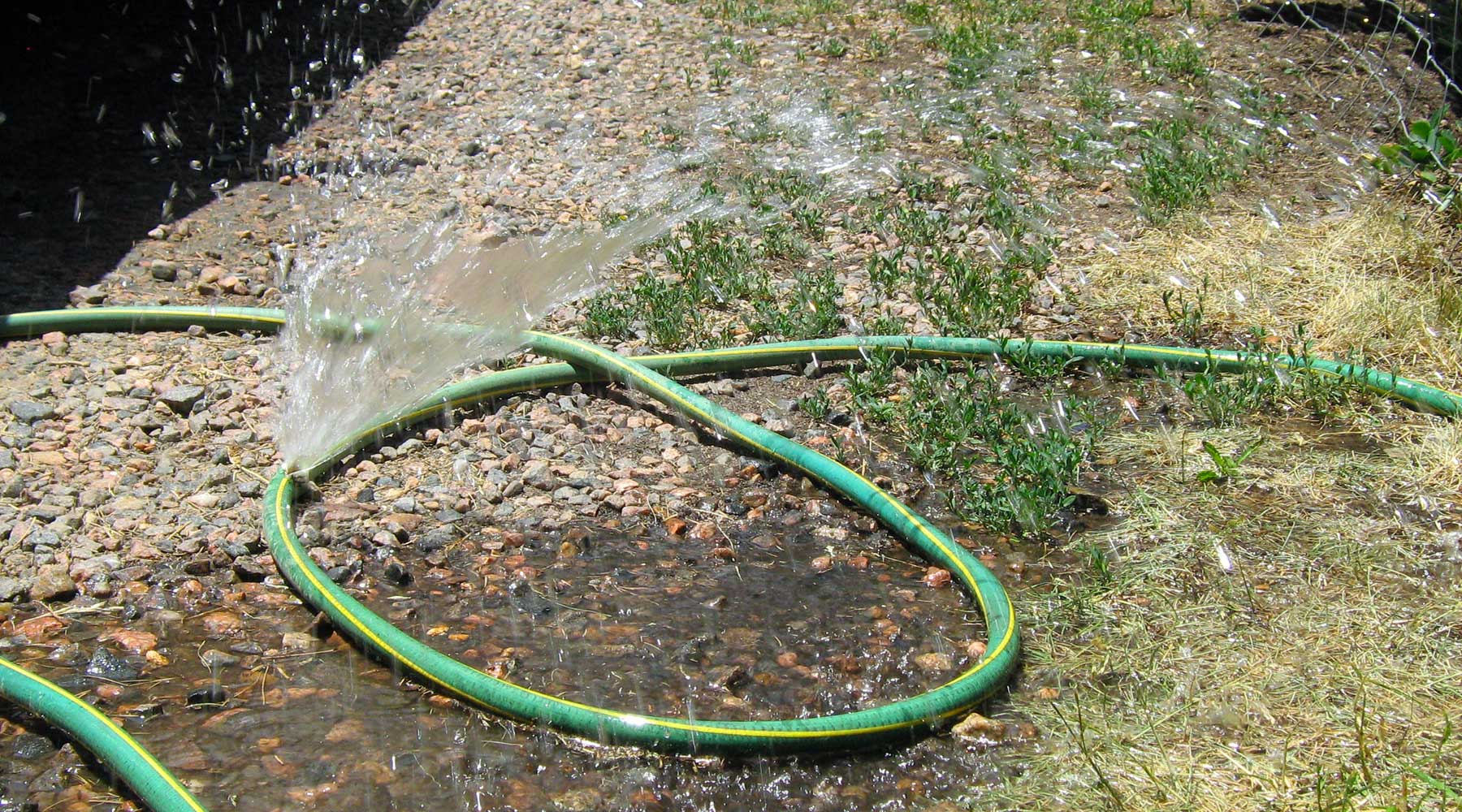 How To Fix A Garden Hose Leak