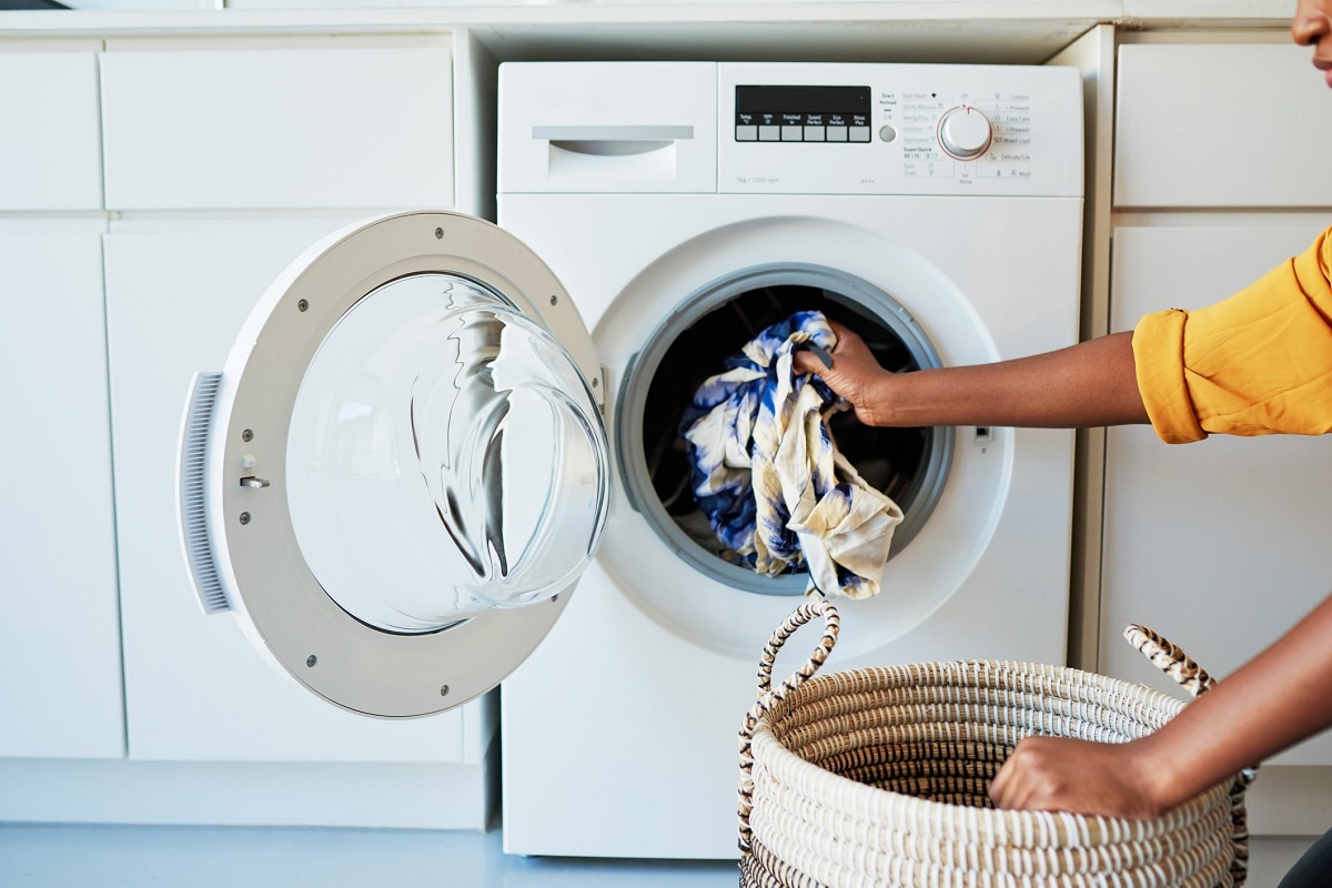 How To Get Musty Smell Out Of Clothes Left In Washer