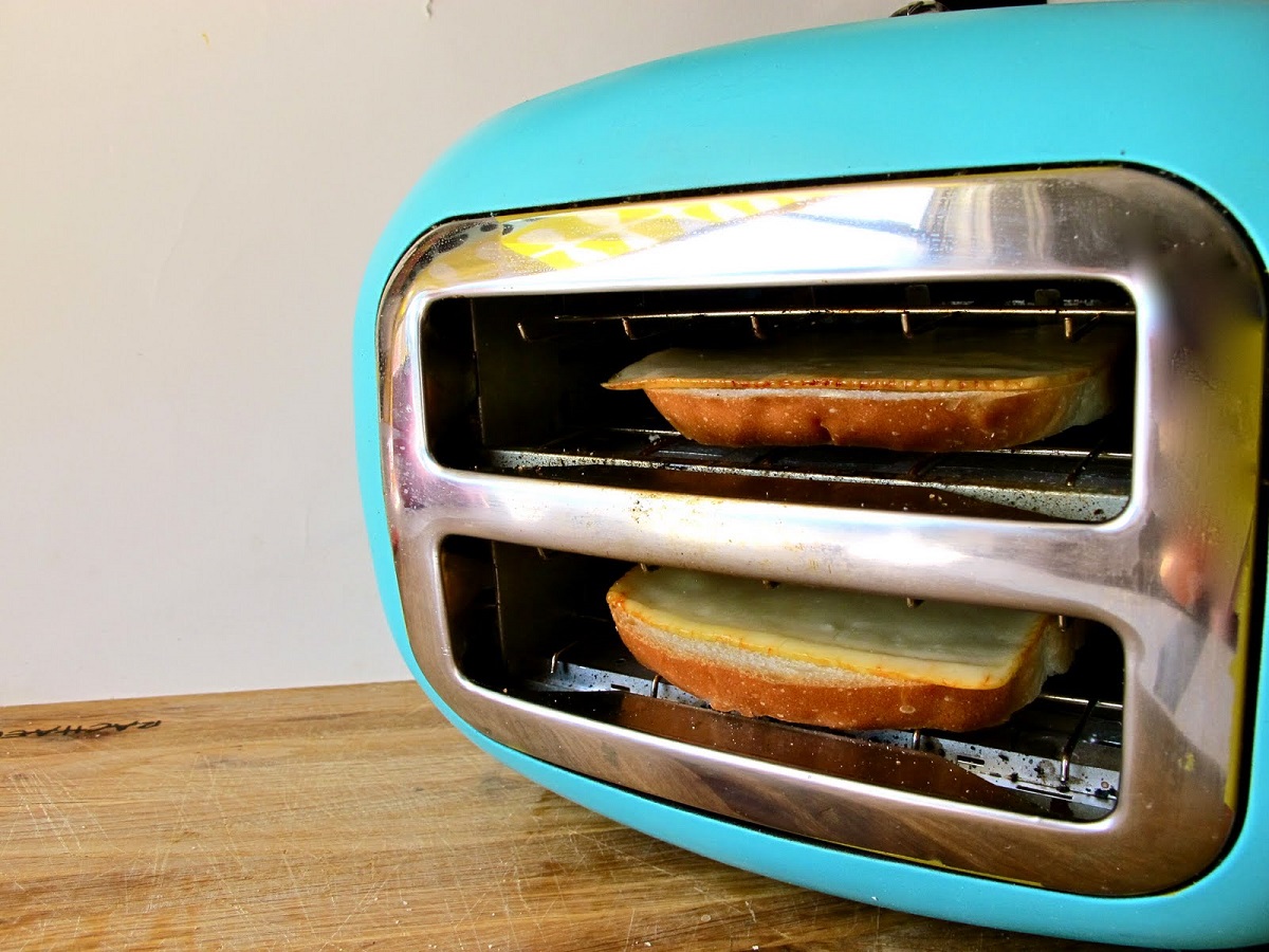 Lily's Toaster Grills American Cheese Sandwich