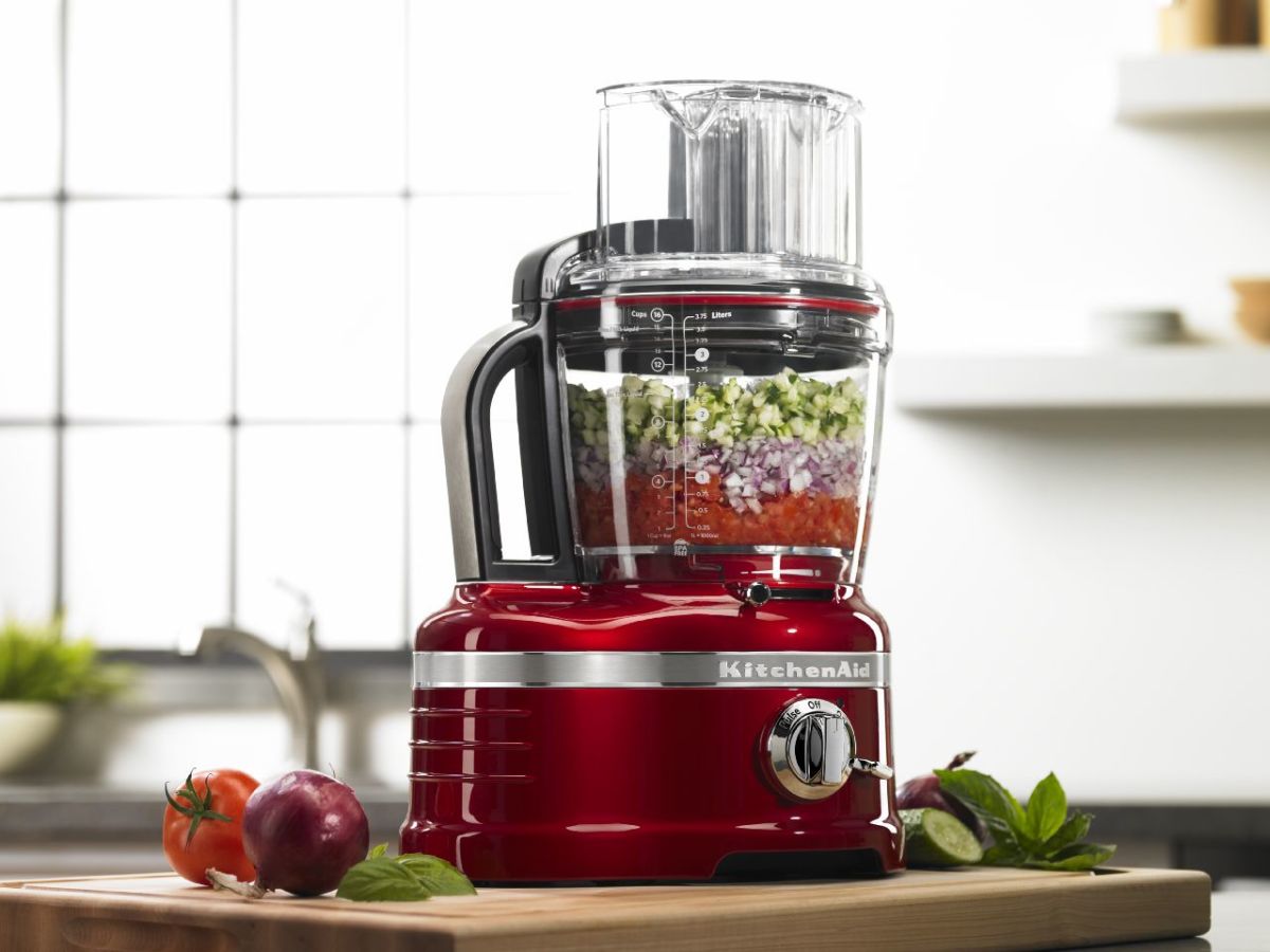 KitchenAid 5-Cup Chopper: How to take the lid on and off 😊  I had a  question about taking the lid on and off for the KitchenAid 5-cup chopper -  here's a