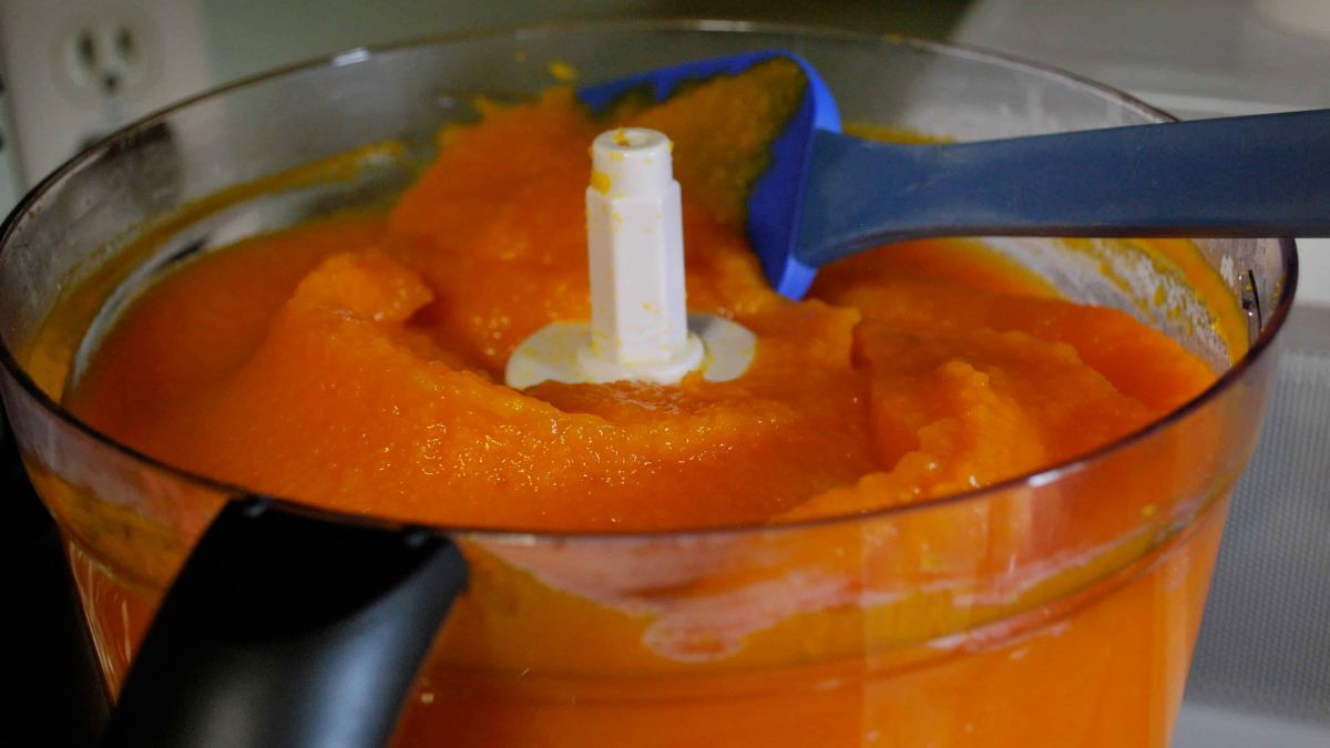 How To Puree With A Food Processor