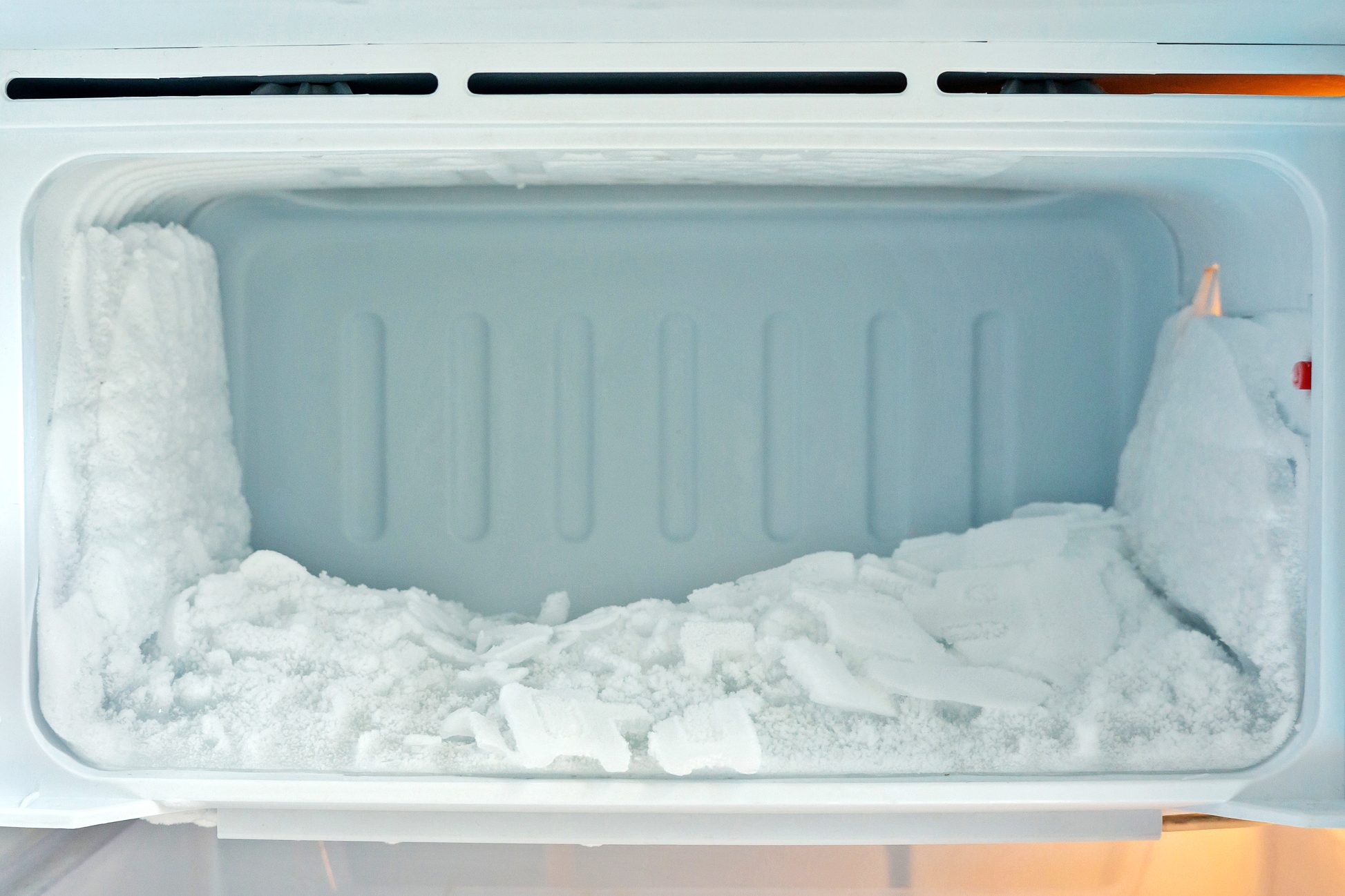 How To Remove Ice From Freezer