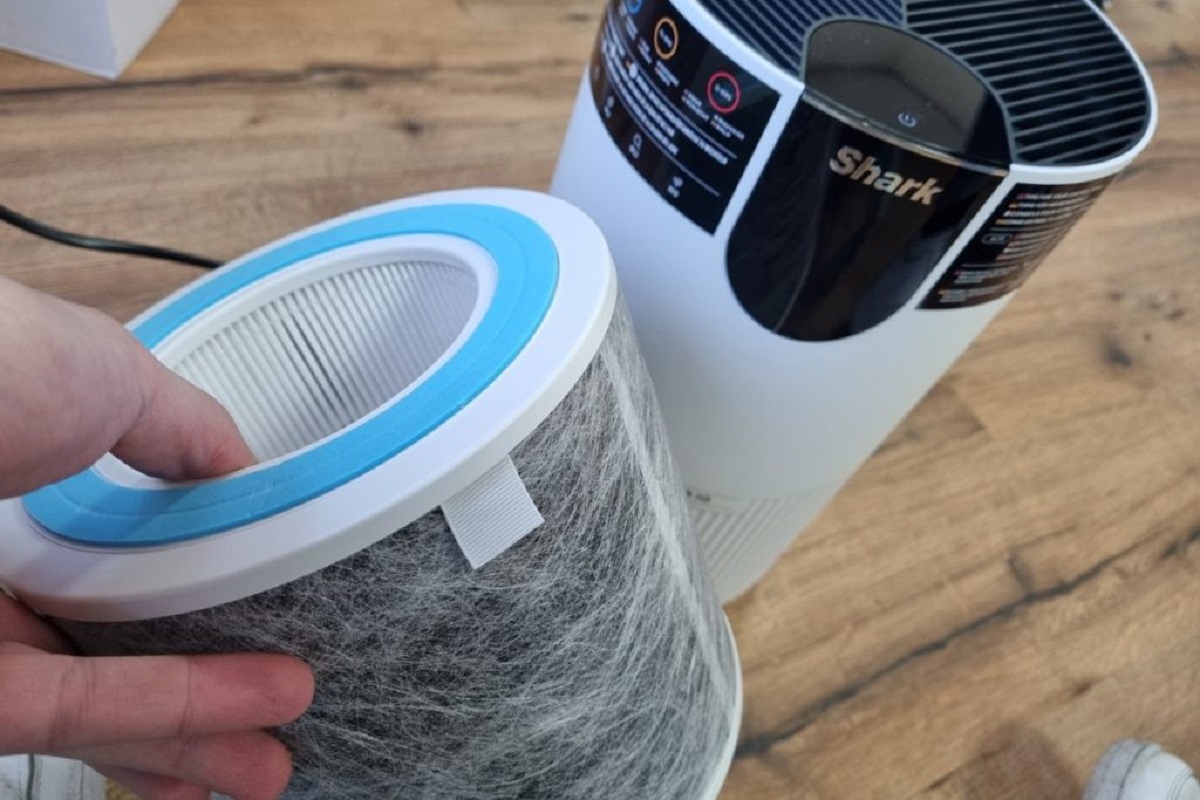 How often should you change deals your dyson air purifier filter